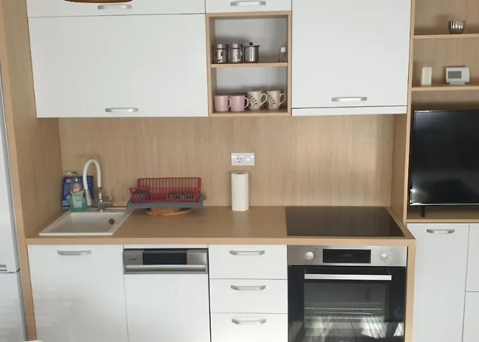 Divcigora Sokic 2 アパート